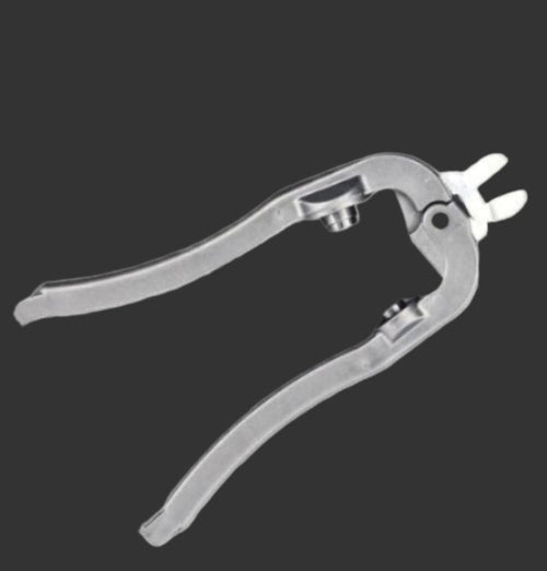Socket Wrench w/ Clippers